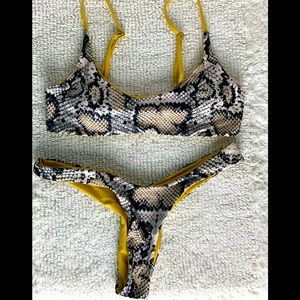 🟣 Zaful Reptile Print Bikini